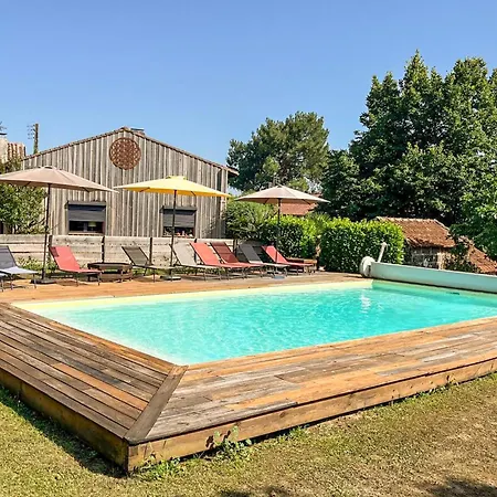 Superbe Maison Avec Piscine Mombrier