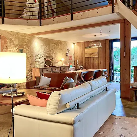 Superbe Maison Avec Piscine Feriehus Mombrier