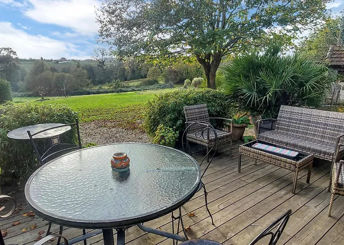 Superbe Maison Avec Piscine Mombrier