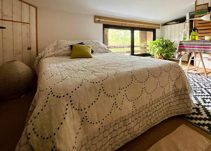 別荘 Superbe Maison Avec Piscine Mombrier