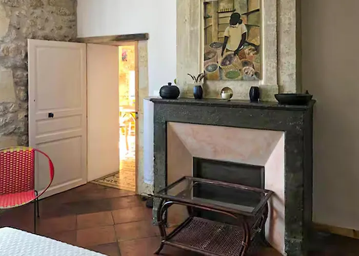 別荘 Superbe Maison Avec Piscine Mombrier