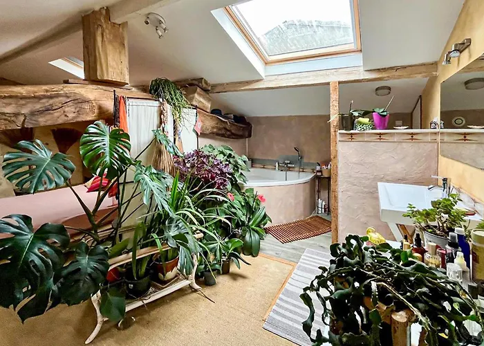 別荘 Superbe Maison Avec Piscine Mombrier